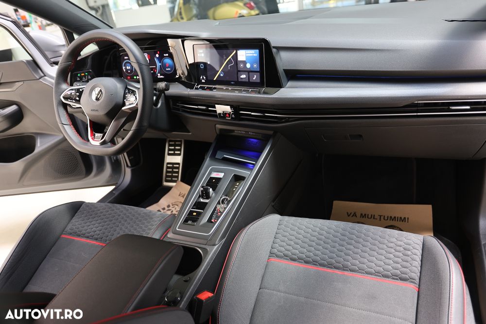 Volkswagen Golf 2.0 TSI DSG R - 12