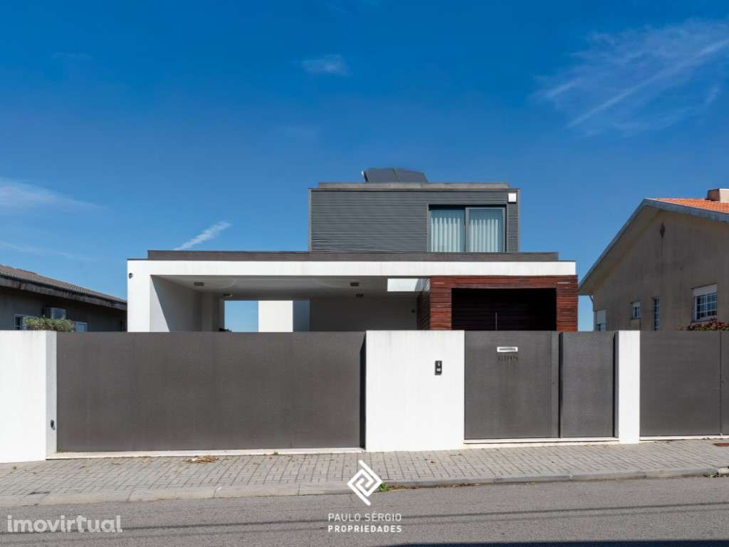 Moradia de 4 frentes - São João de Ver, Santa Maria Feira - Grande imagem: 2/28