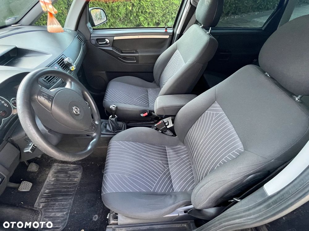Opel Meriva 1.6 Enjoy - 12