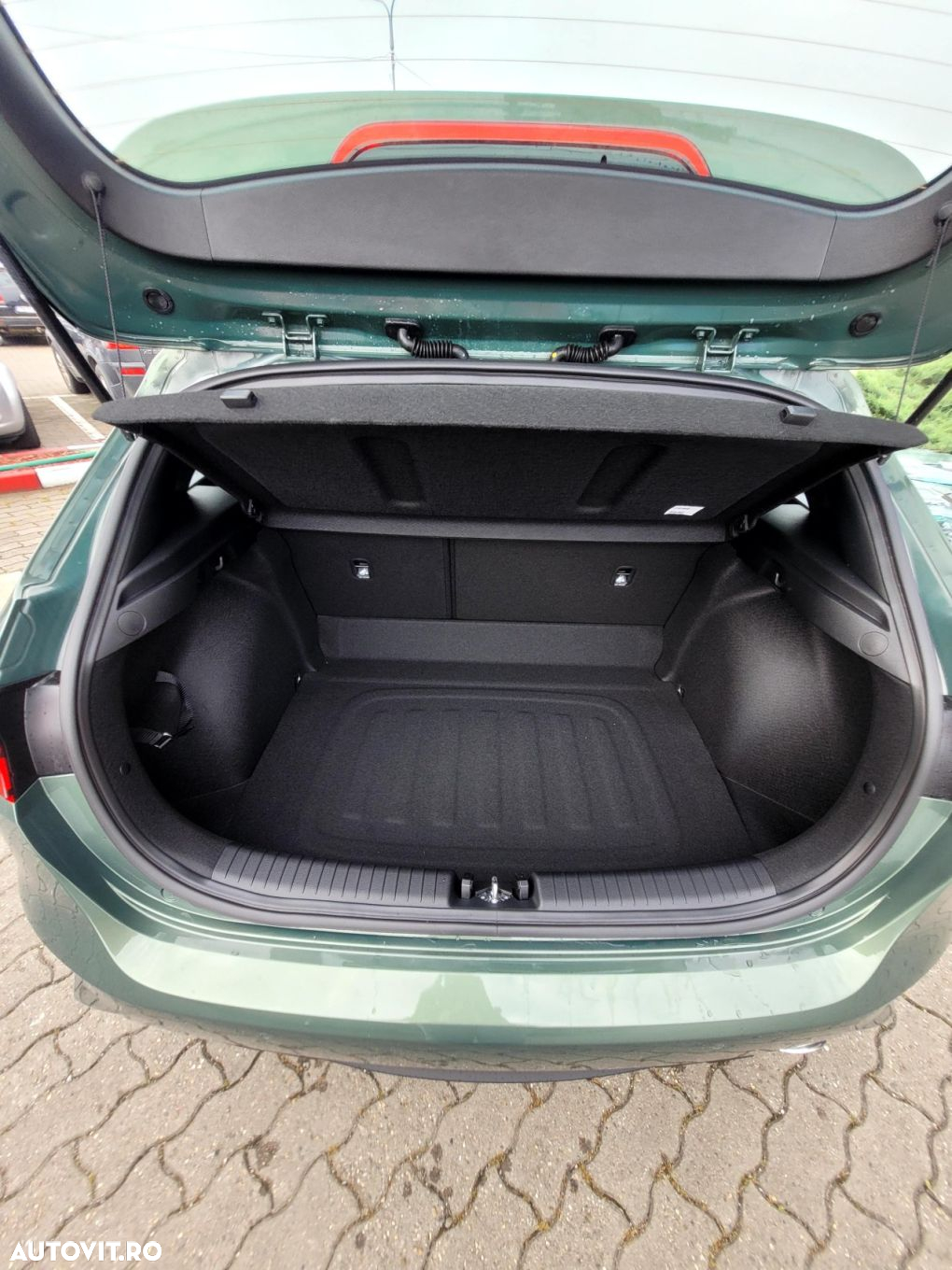 Kia Ceed - 10