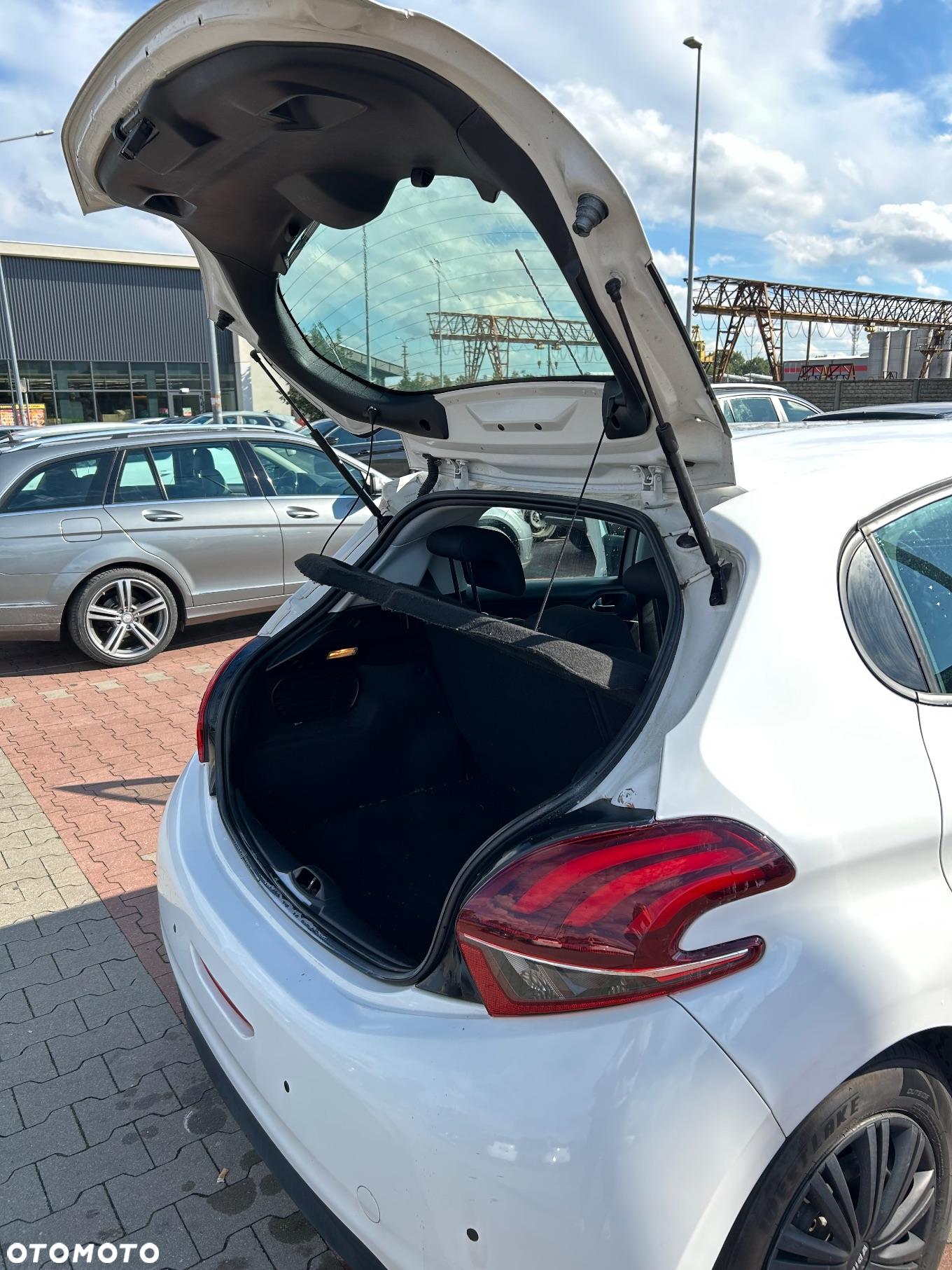 Peugeot 208 1.6 BlueHDi Active - 22