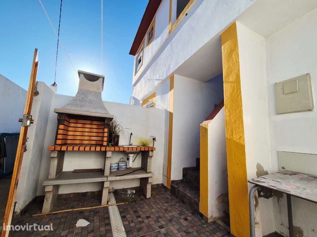 Moradia T2+T2 - Grande imagem: 3/31