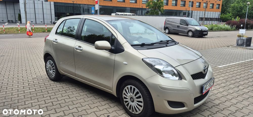 Toyota Yaris 1.33 Sol - 8