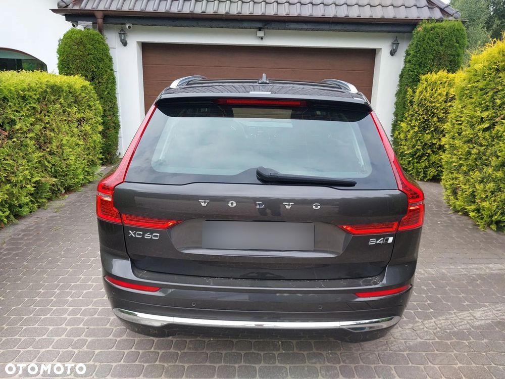 Volvo XC 60 B4 D AWD Plus Bright - 3