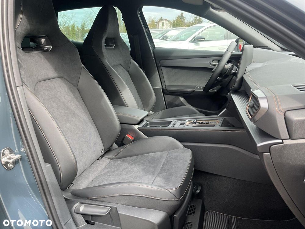 Cupra Formentor - 16