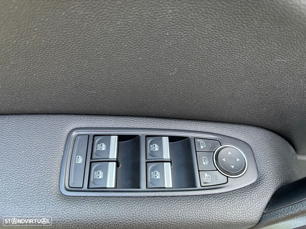 Renault Captur 1.6 E-Tech Full Hybrid Techno - 19