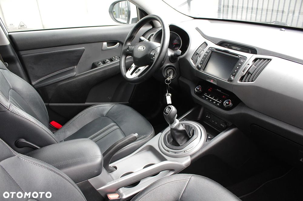Kia Sportage 1.6 GDI 2WD ISG Dream-Team Edition - 13