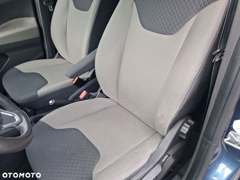 Ford Tourneo Courier 1.5 TDCi Titanium - 27