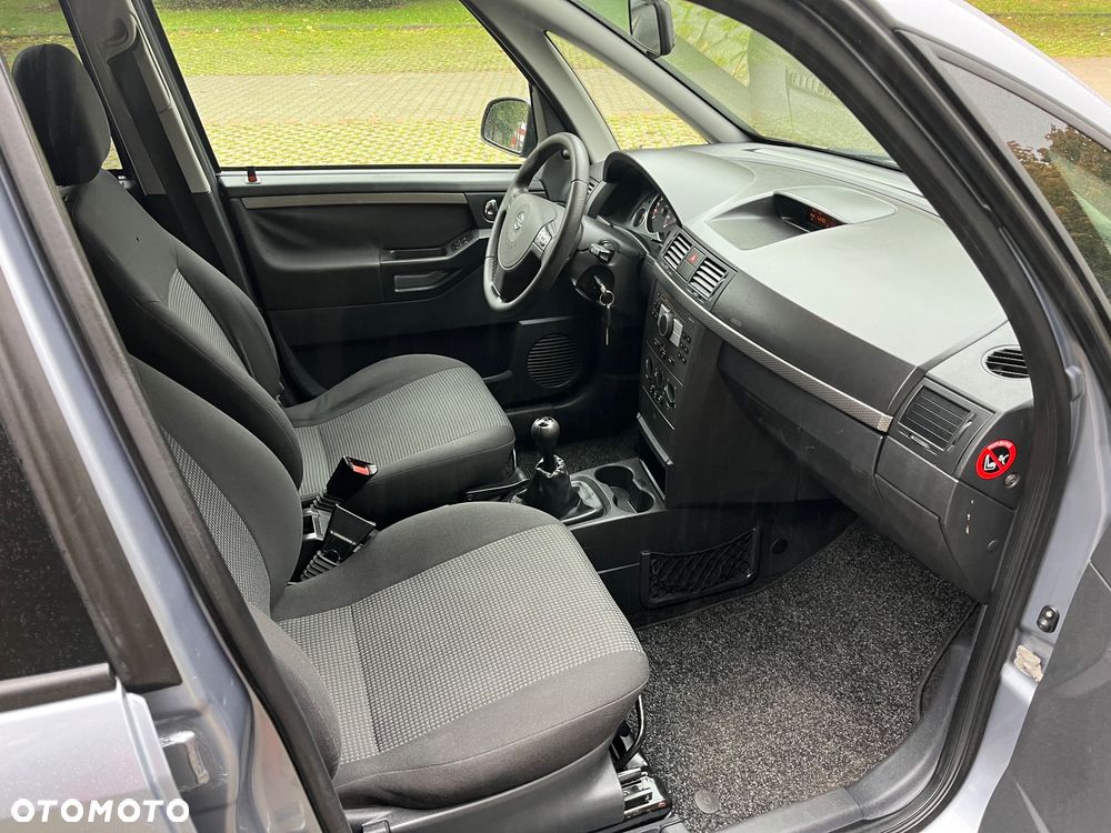 Opel Meriva - 11