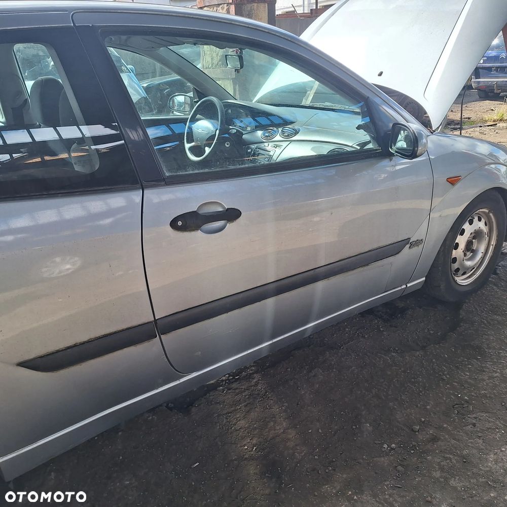 DRZWI PRAWE LEWE PRZOD FOCUS MK1 3D KOD D1 - 6