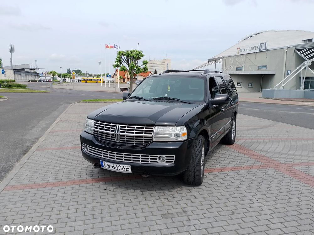 Lincoln Navigator 5.4 2WD Luxury - 2