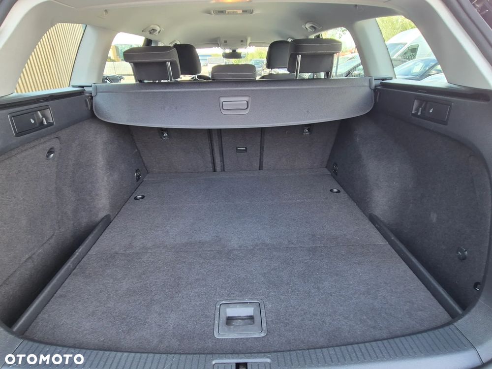 Volkswagen Golf 1.6 TDI (BlueMotion Technology) Comfortline - 28