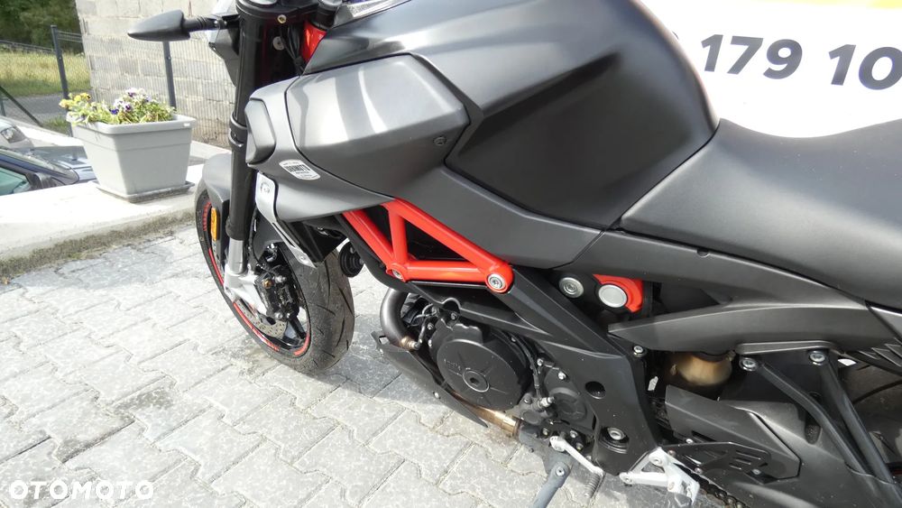 Aprilia Shiver - 11
