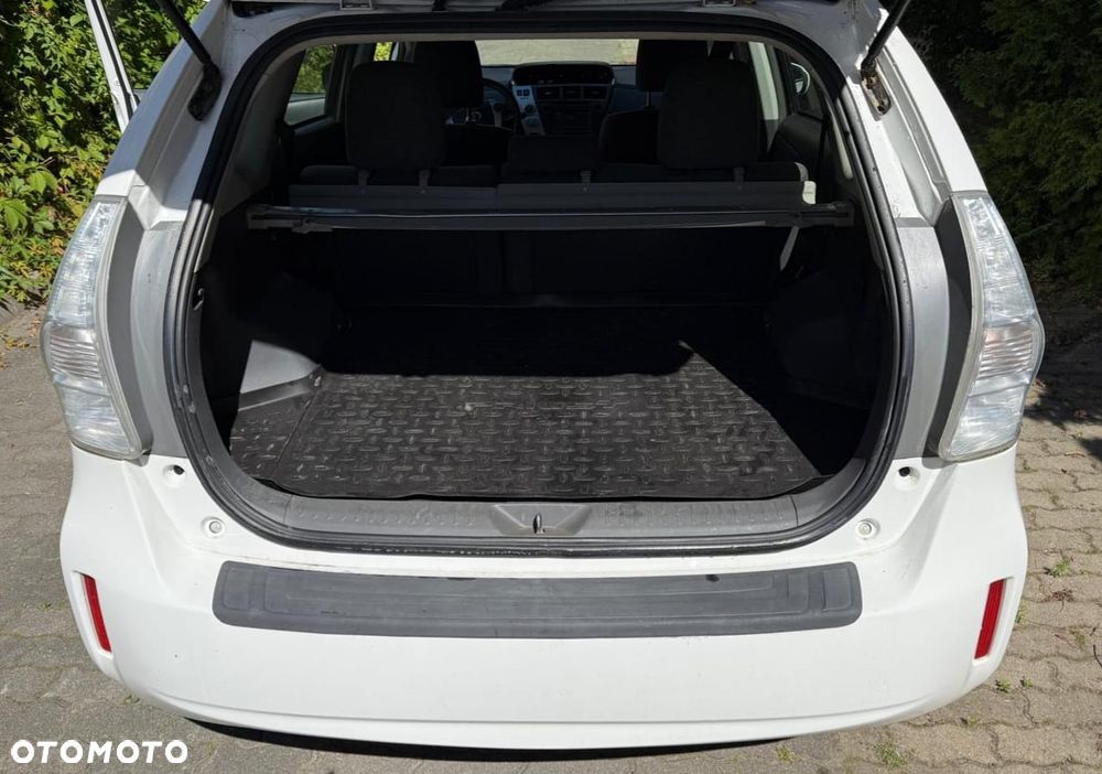 Toyota Prius+ (Hybrid) Comfort - 8