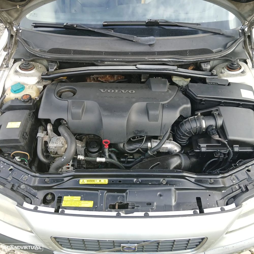 Volvo S60 2.4 D5 - 1
