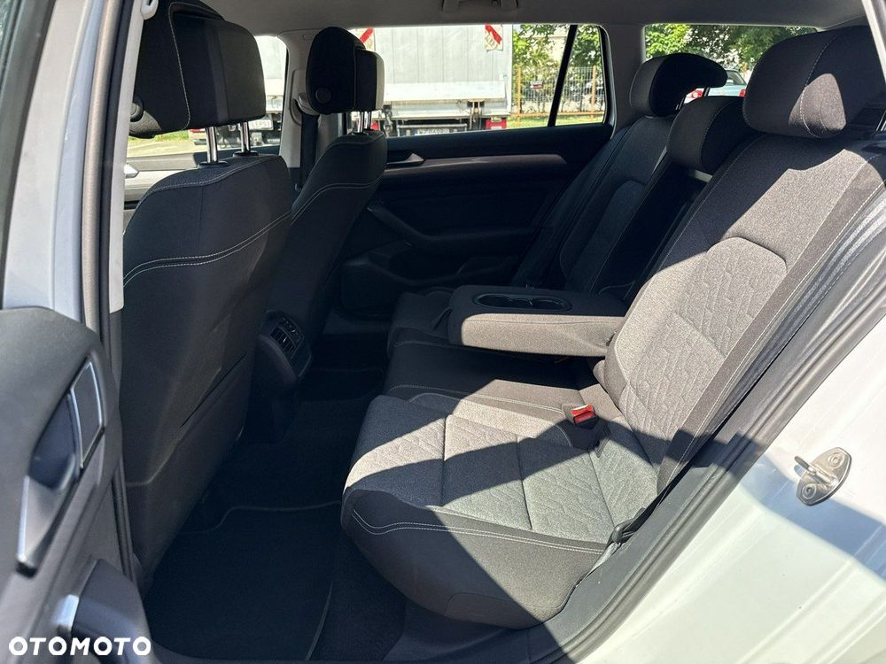 Volkswagen Passat 1.5 TSI EVO Business DSG - 15
