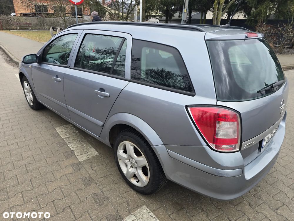 Opel Astra 1.7 CDTI DPF - 2