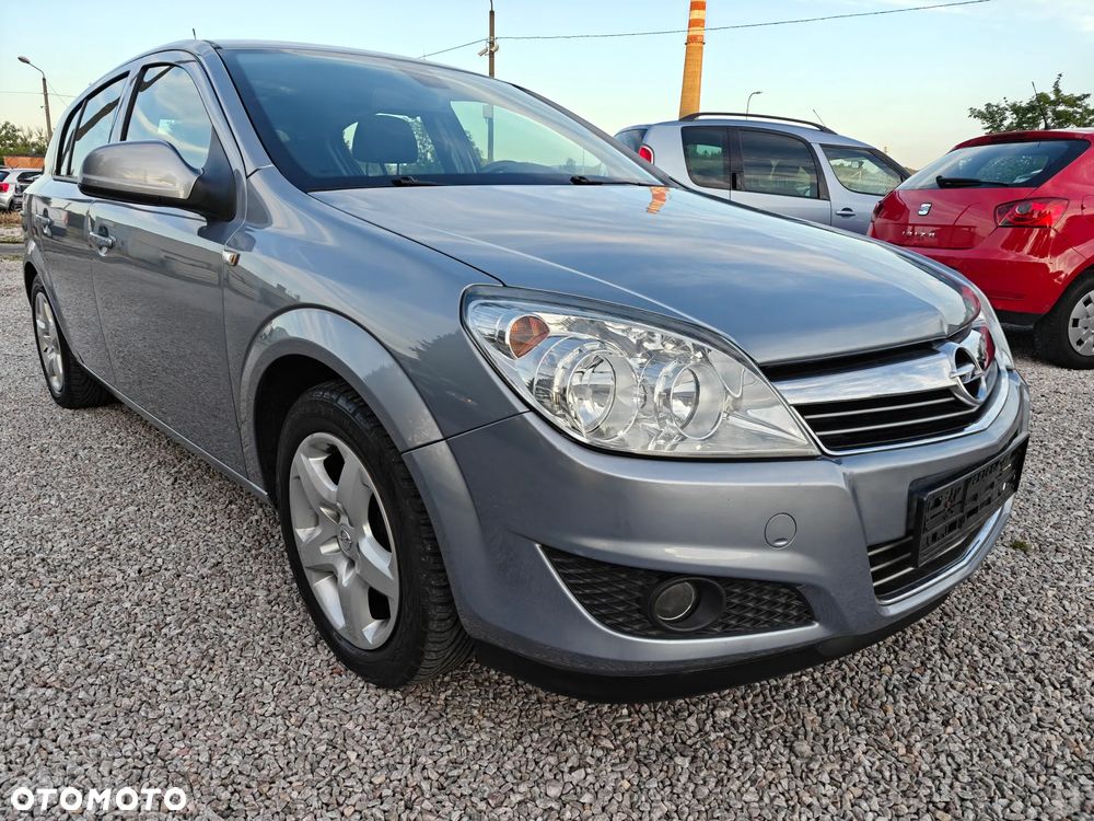 Opel Astra - 1