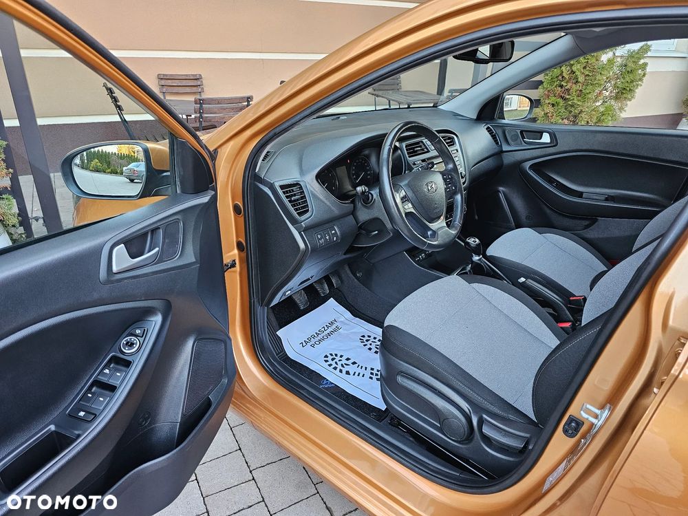 Hyundai i20 1.2 YES Gold - 7