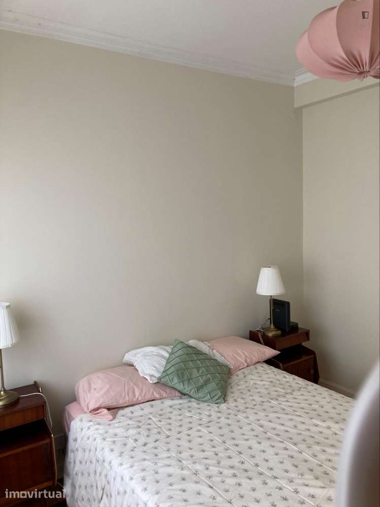 Apartamento com 2 quartos - localizado em Miragaia Porto - Grande imagem: 3/11