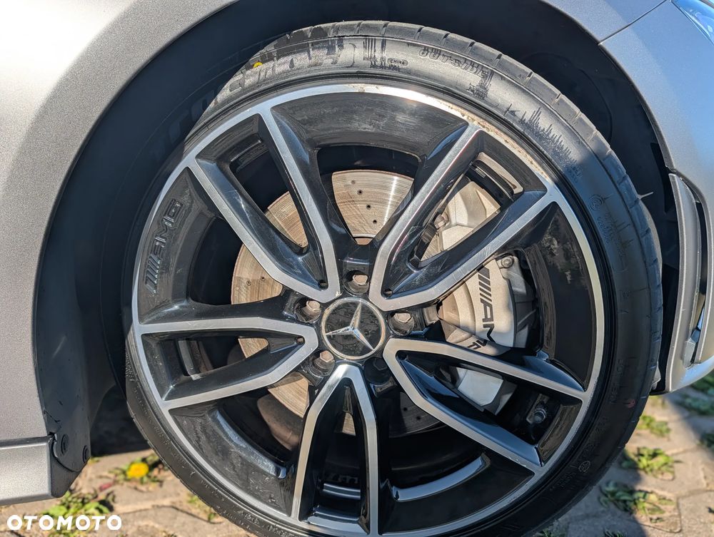 Mercedes-Benz CLA - 27
