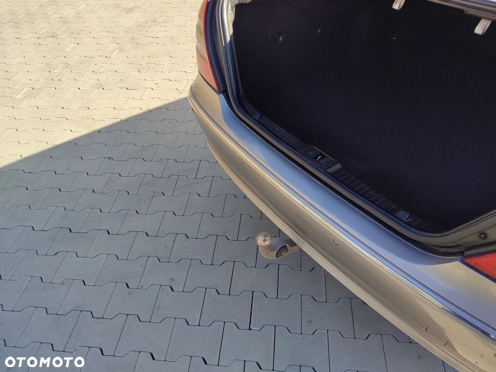 Mercedes-Benz Klasa E 220 CDI Elegance - 8