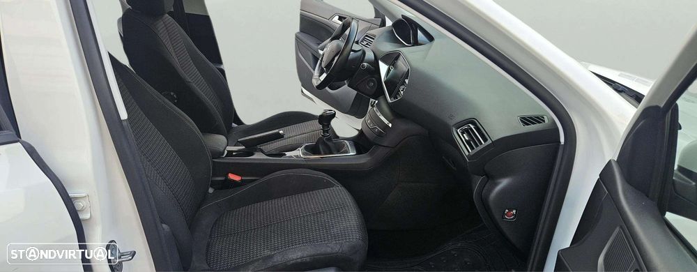 Peugeot 308 1.5 BlueHDi Business Line - 12