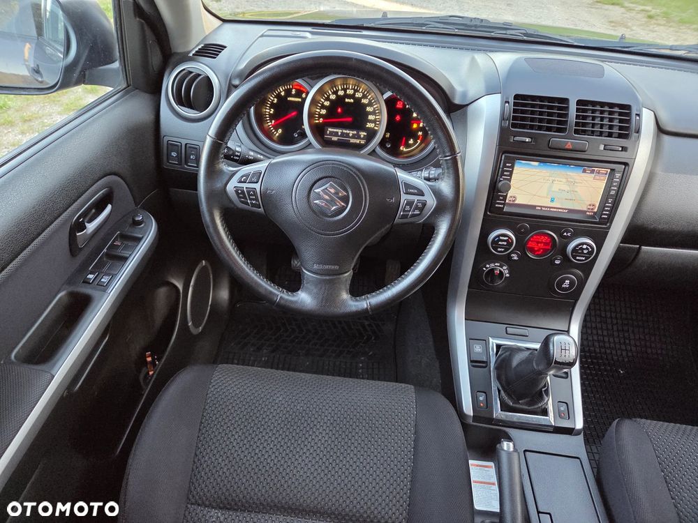 Suzuki Grand Vitara - 8