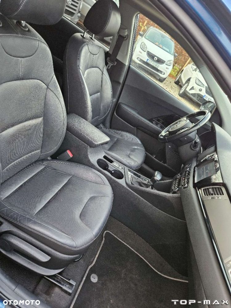 Kia Niro - 31