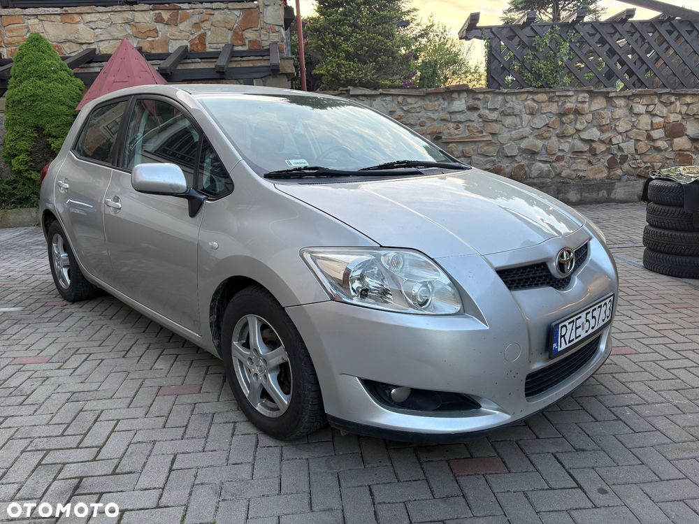 Toyota Auris 1.4 D-4D Luna - 3