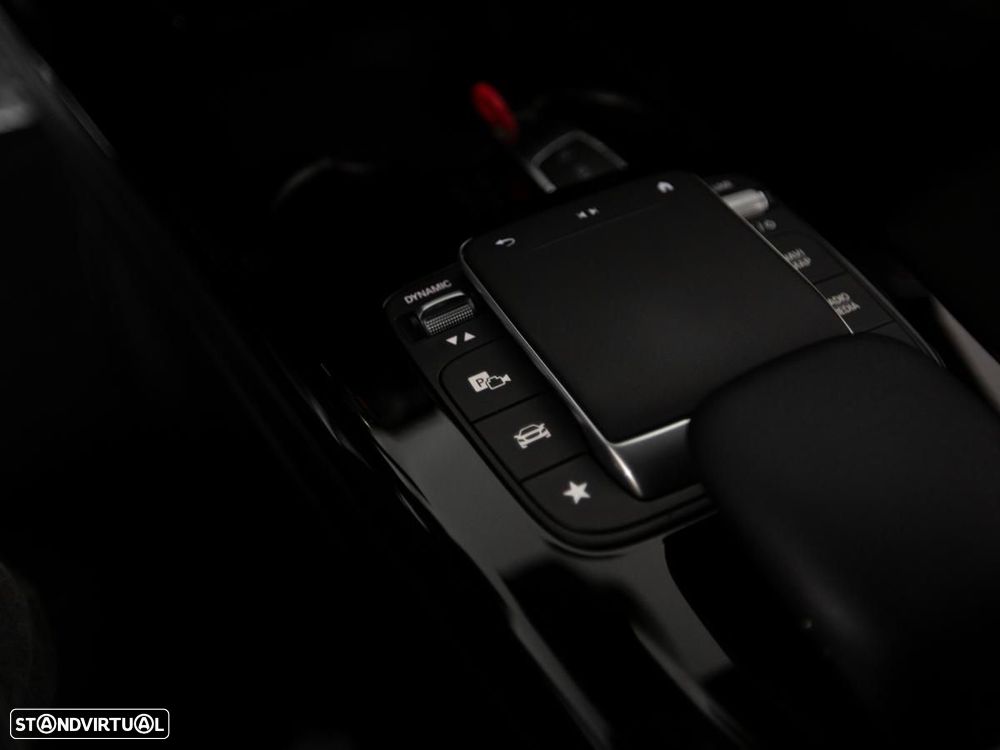 Mercedes-Benz CLA 200 d Shooting Brake 8G-DCT Edition AMG Line - 19