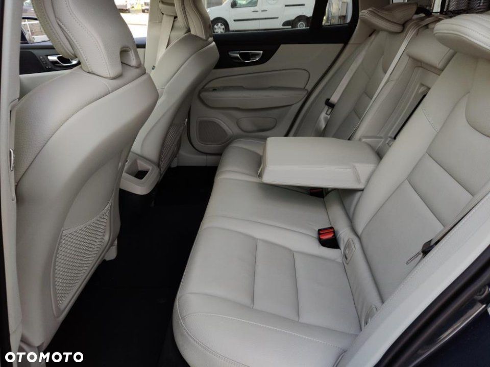 Volvo V60 - 12