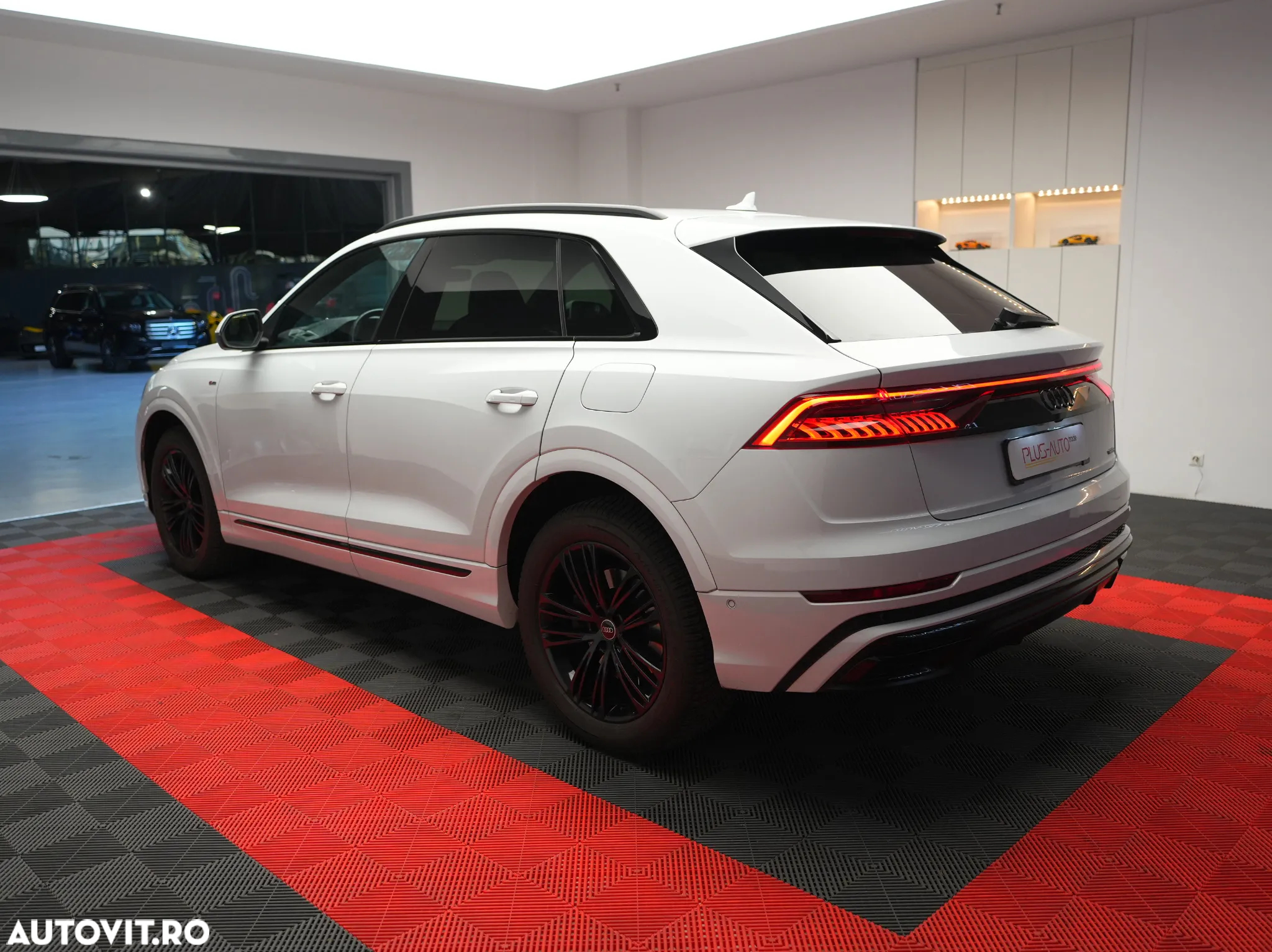 Audi Q8 - 5