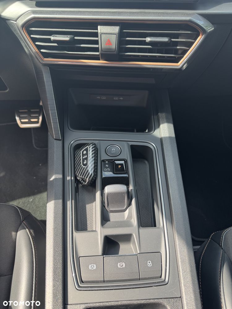 Cupra Leon Sportstourer 2.0 TSI 4Drive VZ DSG - 16