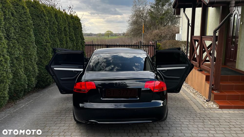 Audi A4 Limousine 2.0 TDI - 12