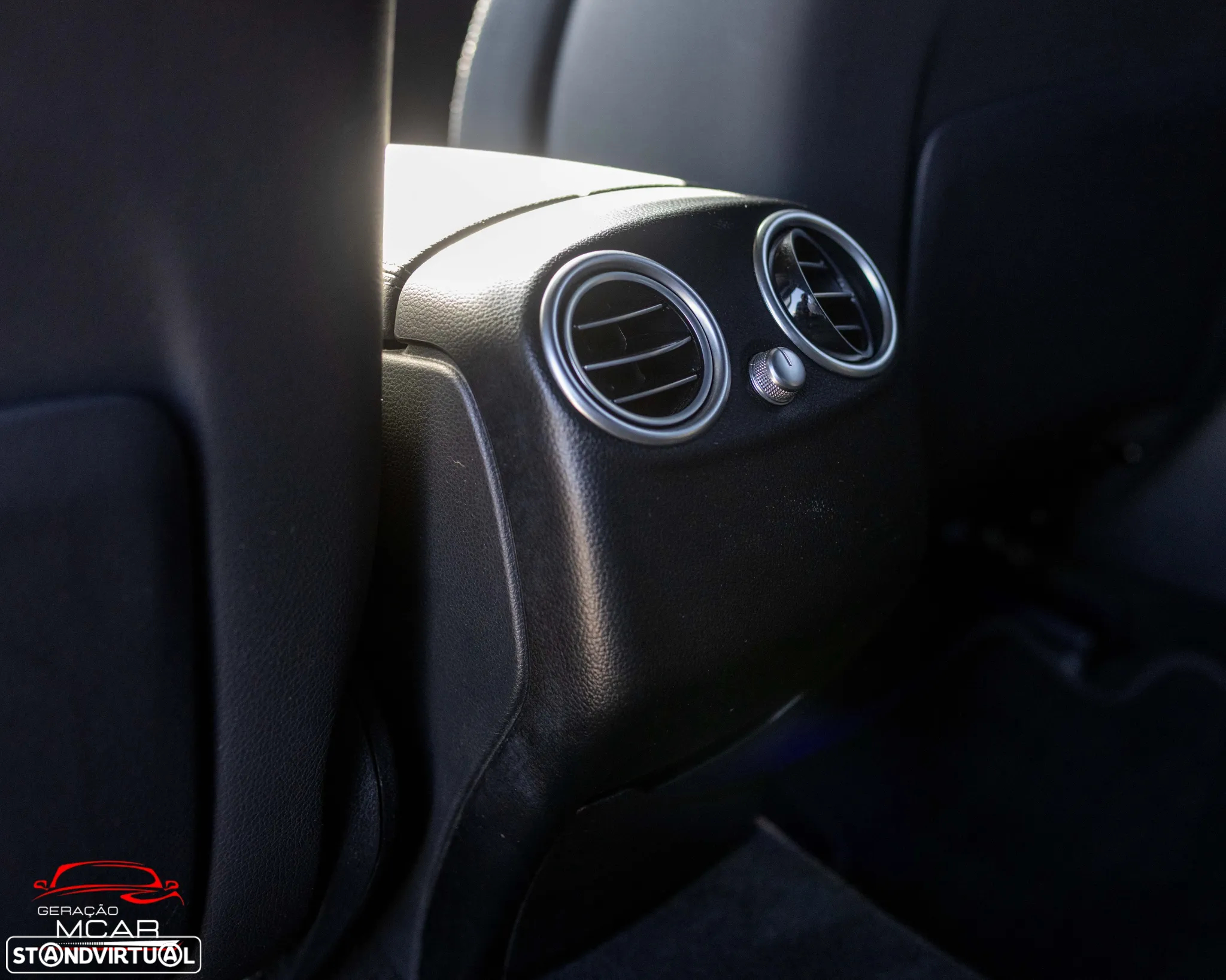 Mercedes-Benz GLC 300 Coupe e 4Matic - 13