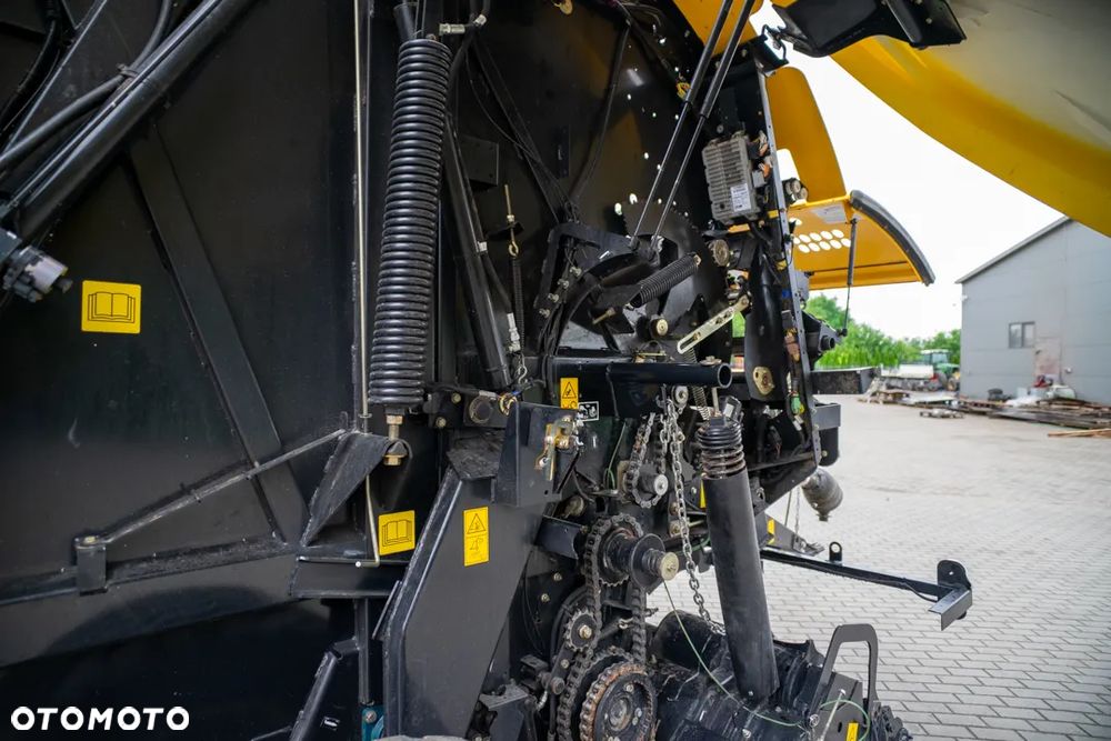 New Holland ROLL-BELT 180 PASOWA ZMIENNA KOMORA ROTOR SIATKA - 28