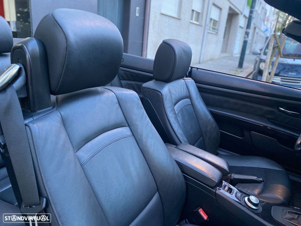 BMW 335 i Auto - 27
