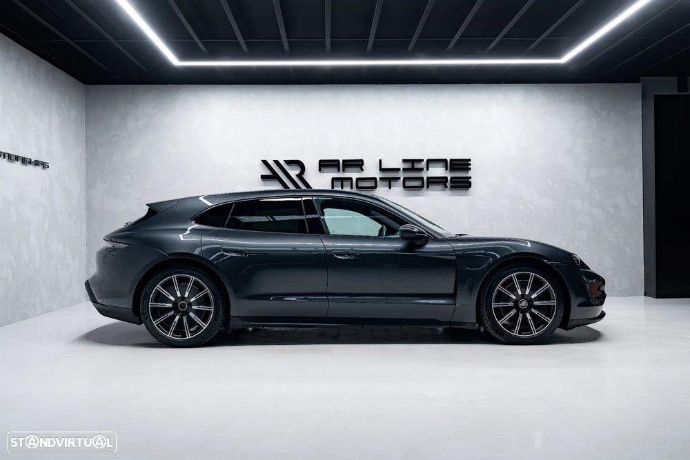 Porsche Taycan Sport Turismo Standard - 8