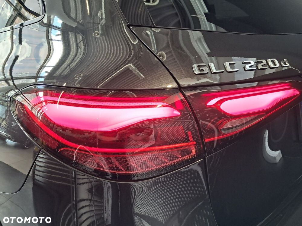 Mercedes-Benz GLC - 14