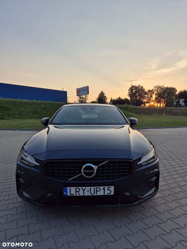 Volvo S60 B5 B AWD R-Design - 2