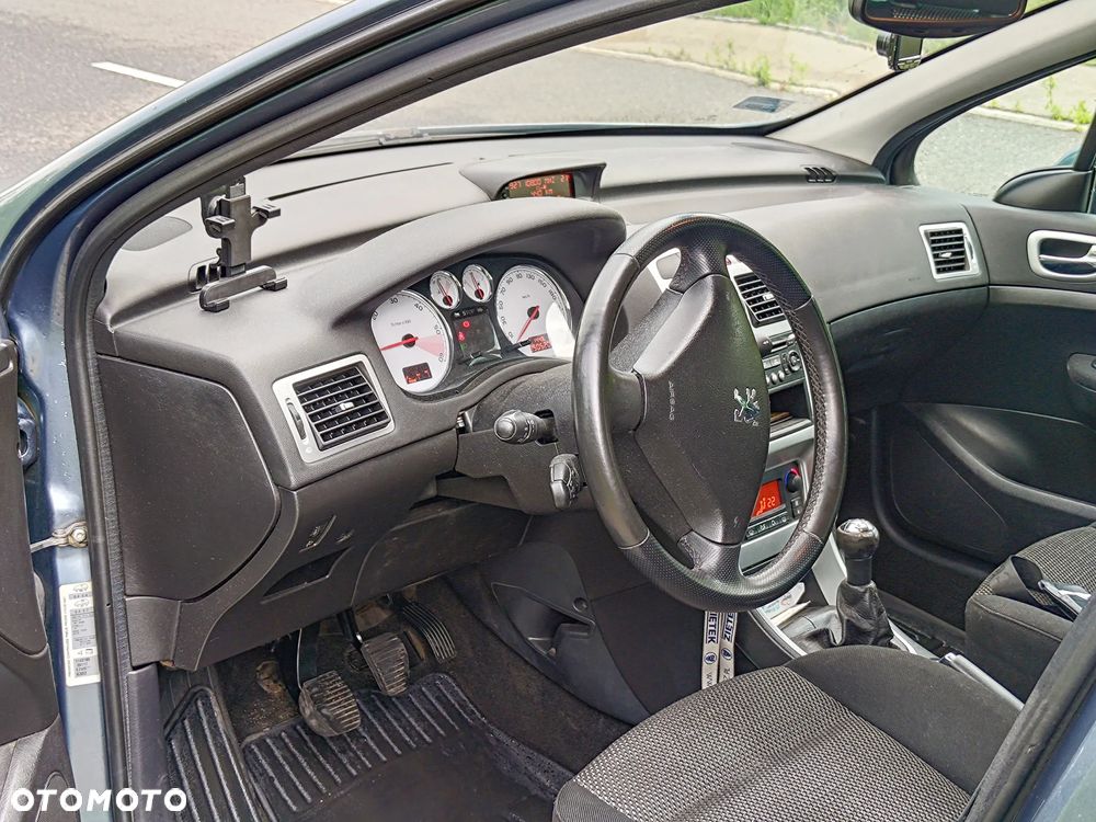 Peugeot 307 HDi SW 110 OXYGO - 16