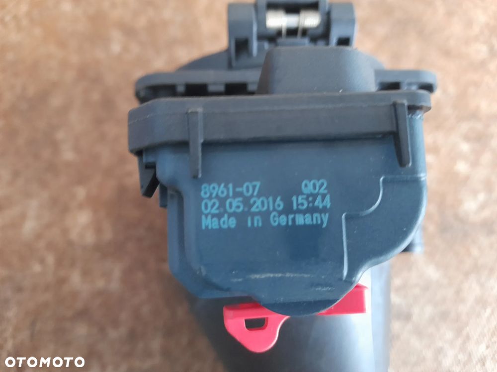 Gniazdo ładowania pojazdów elektrycznych Typu 2 Mennekes 196521A - 9