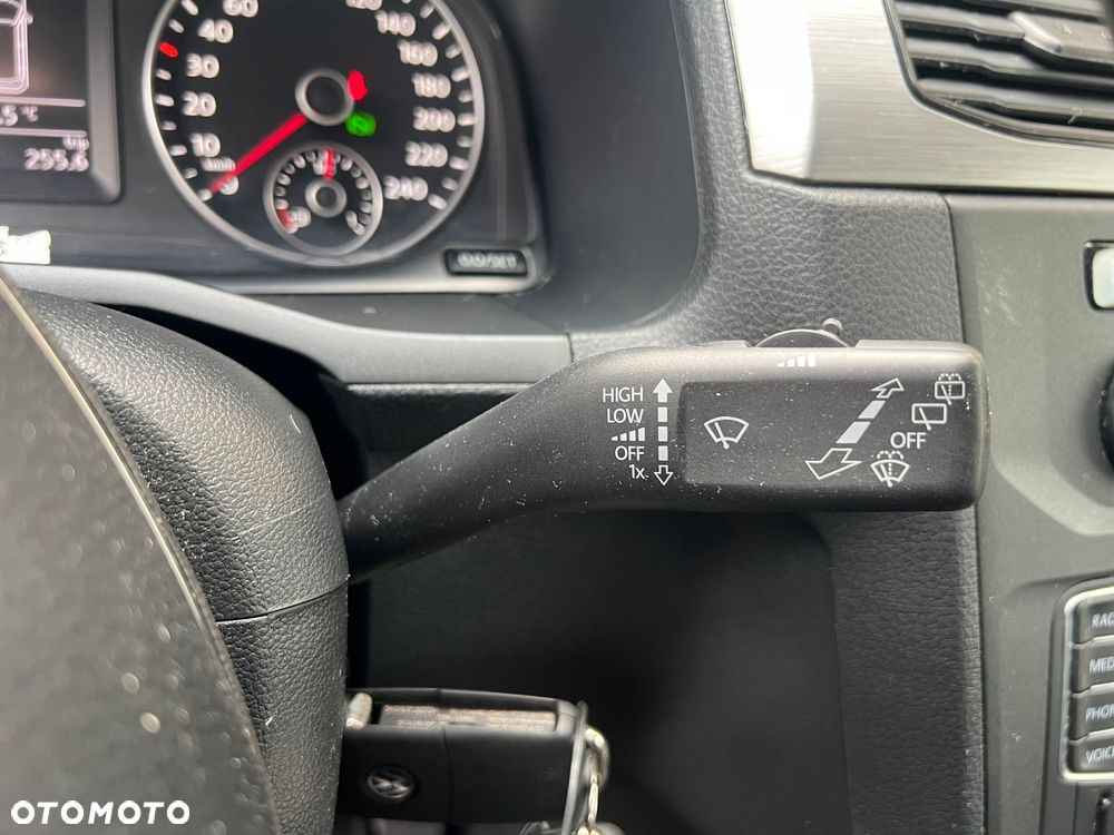 Volkswagen Caddy Maxi 2.0 TDI Comfortline DSG - 29