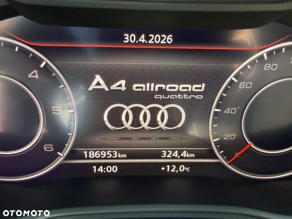 Audi A4 Allroad - 12