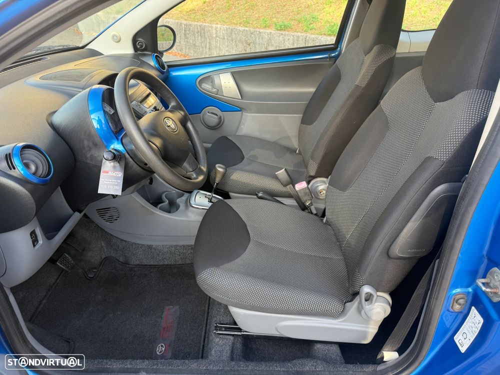 Toyota Aygo 1.0 + MMT - 7