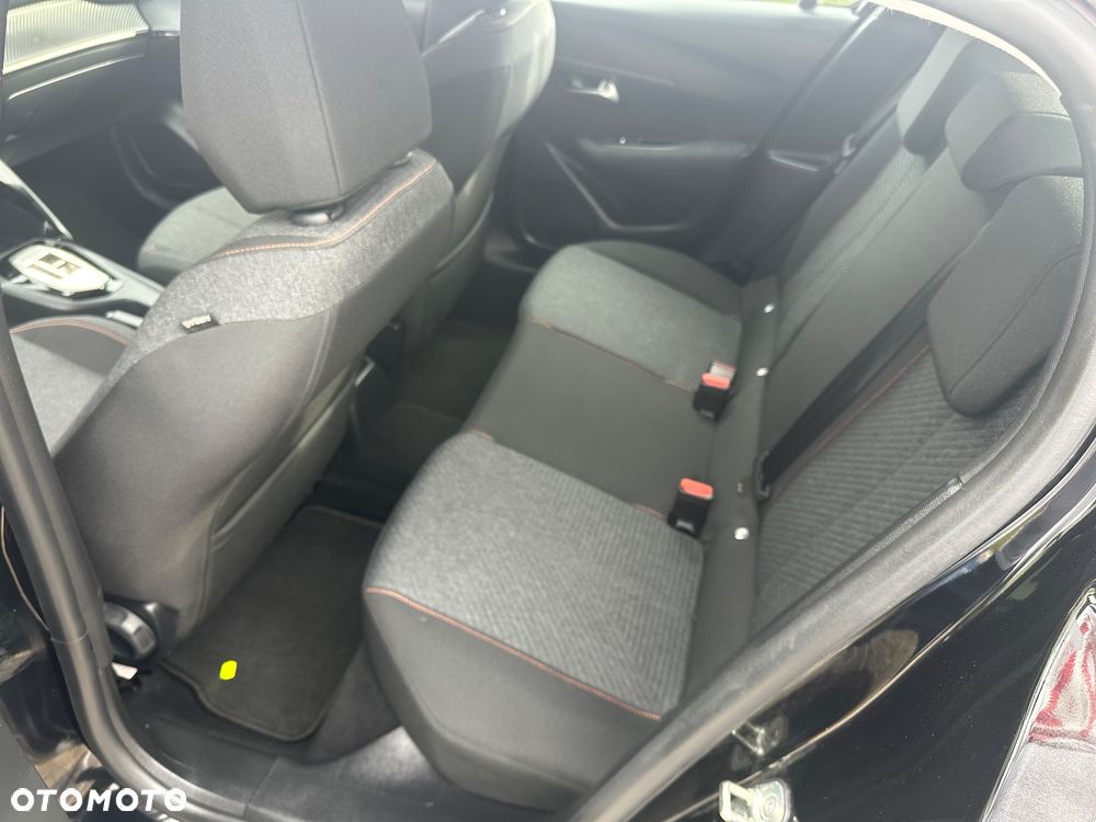 Peugeot 208 1.2 mHEV Style - 13