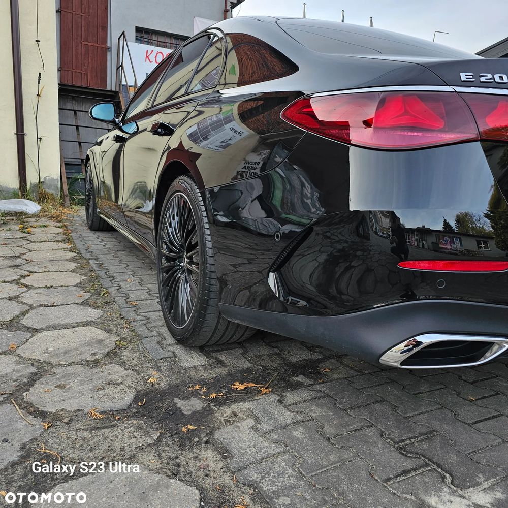 Mercedes-Benz Klasa E 200 Exclusive - 25