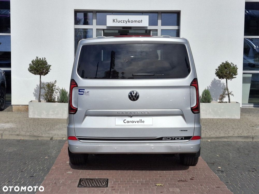 Volkswagen Caravelle - 8
