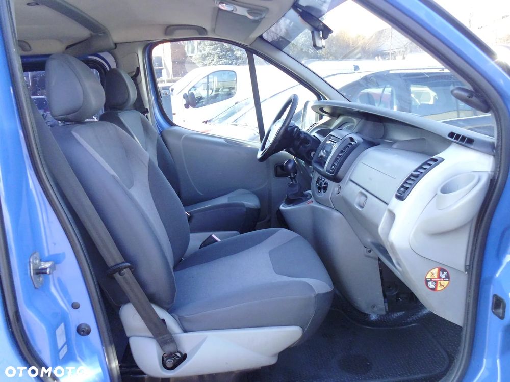 Renault trafic - 10